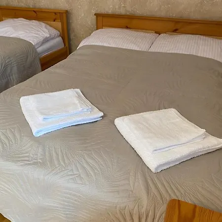 Intol Z Widokiem Na Sniezke 卡尔帕奇